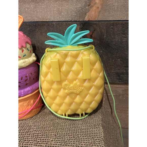 Polly‎ Pocket  Ice Cream, Cone & Tropical Pineapple Purse Compact Playset Mattel - Picture 4 of 8